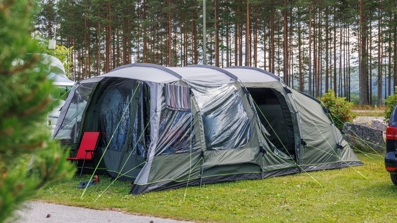 Photo of Outdoor in B