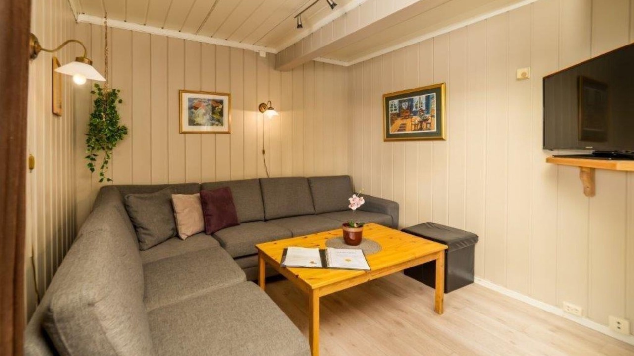 Photo of Livingroom in B