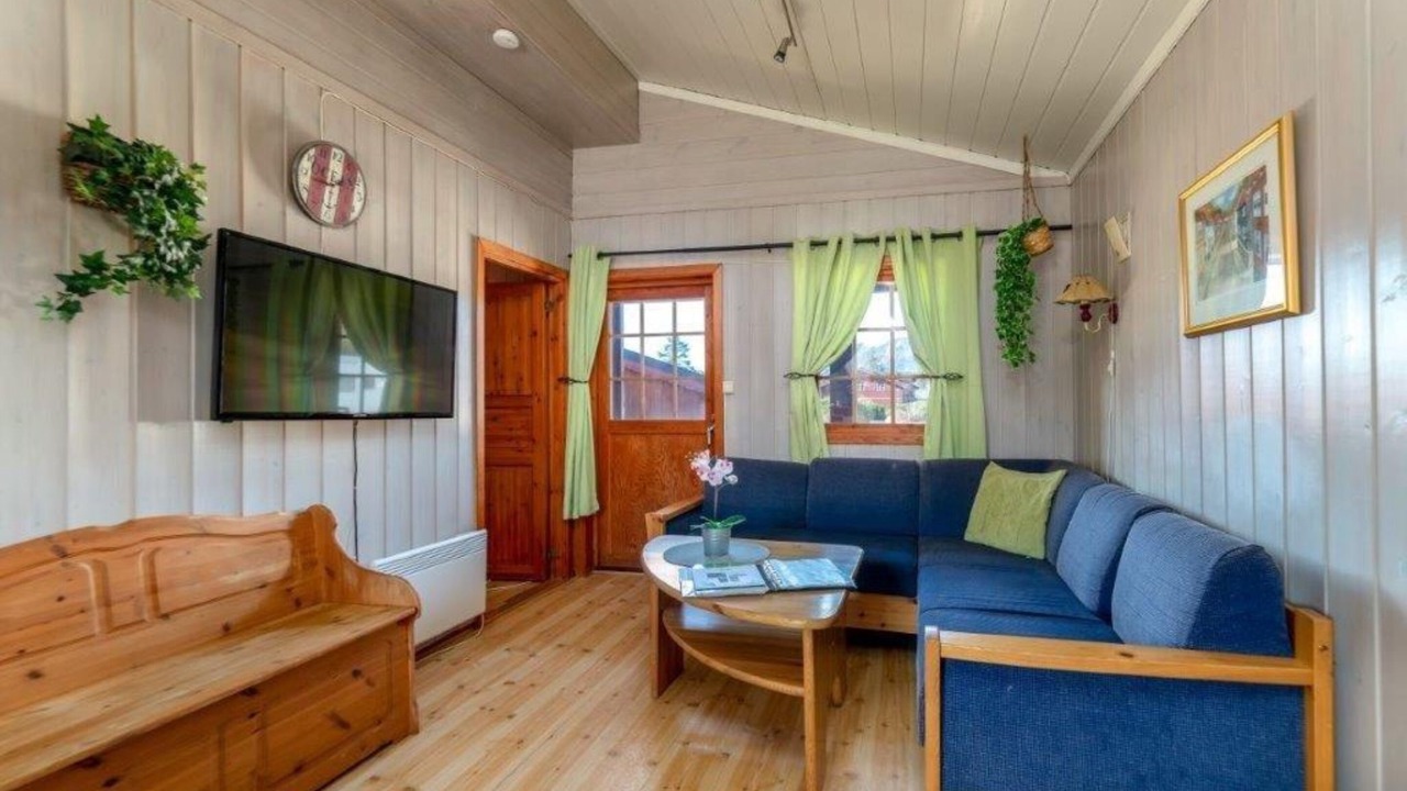 Photo of Livingroom in B