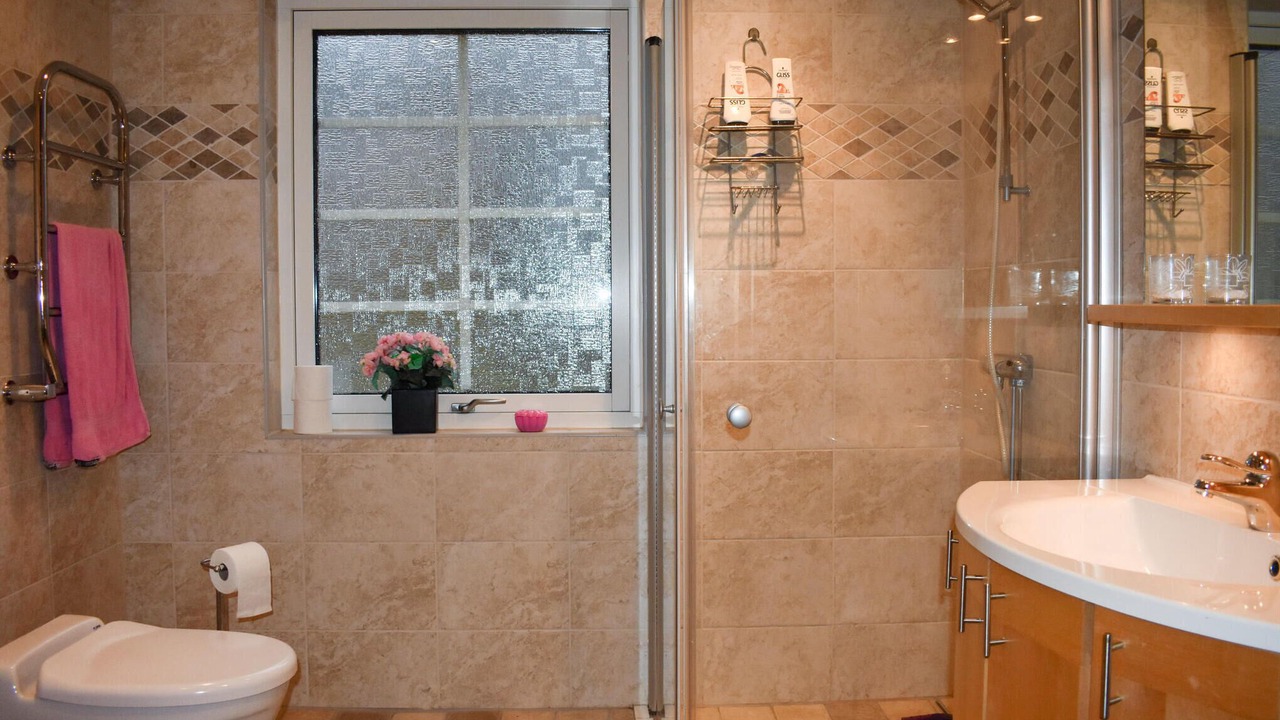 Photo of Bathroom in Listarum