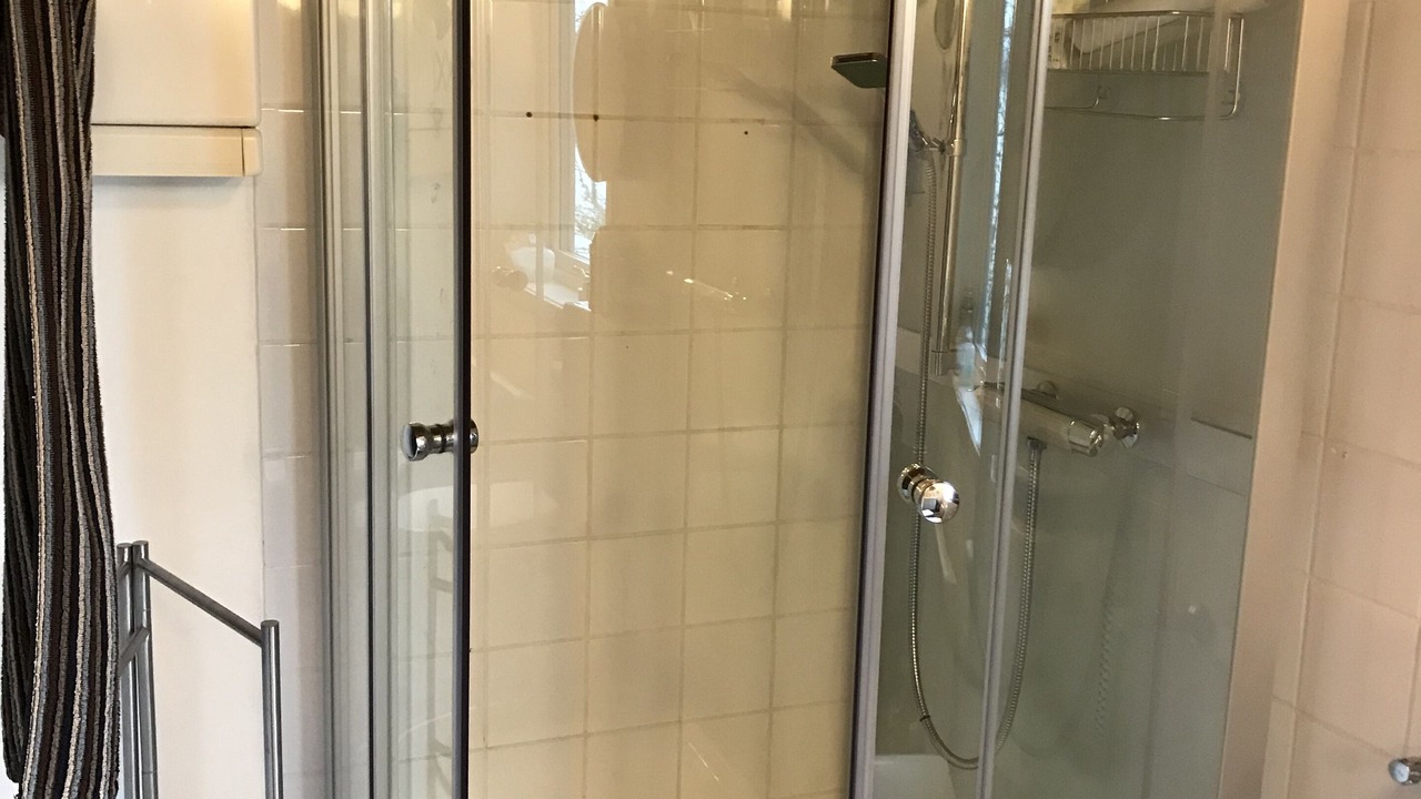 Photo of Bathroom in Fjaras