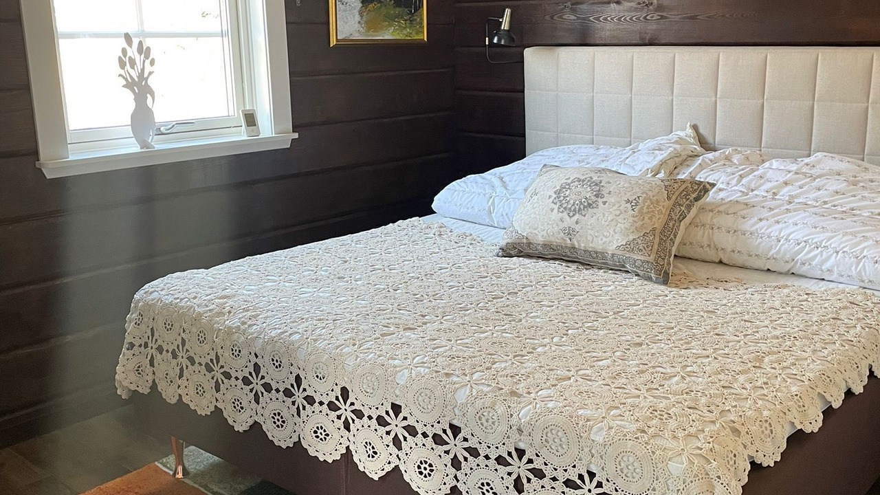 Photo of Bedroom in Undersaker