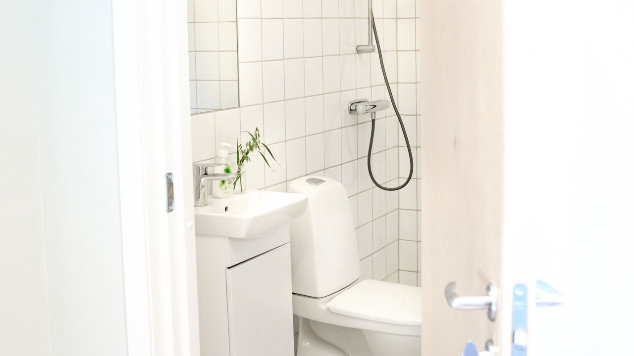 Photo of Bathroom in Jat