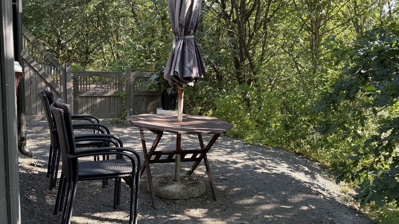 Photo of Outdoor in Listarum