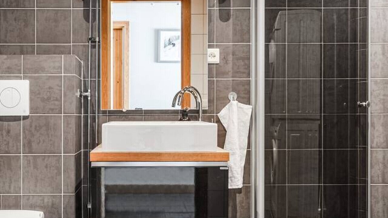 Photo of Bathroom in Are
