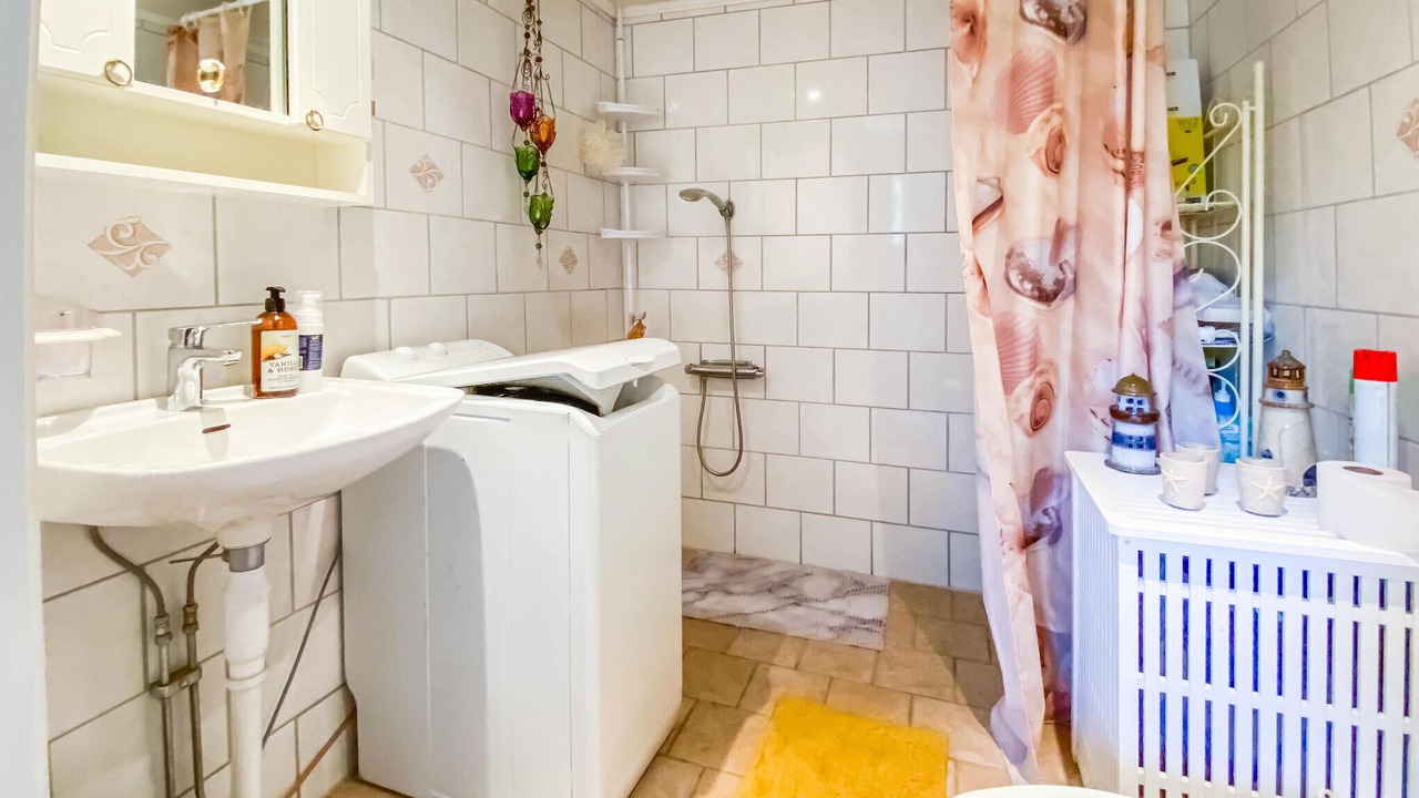 Photo of Bathroom in Aplared