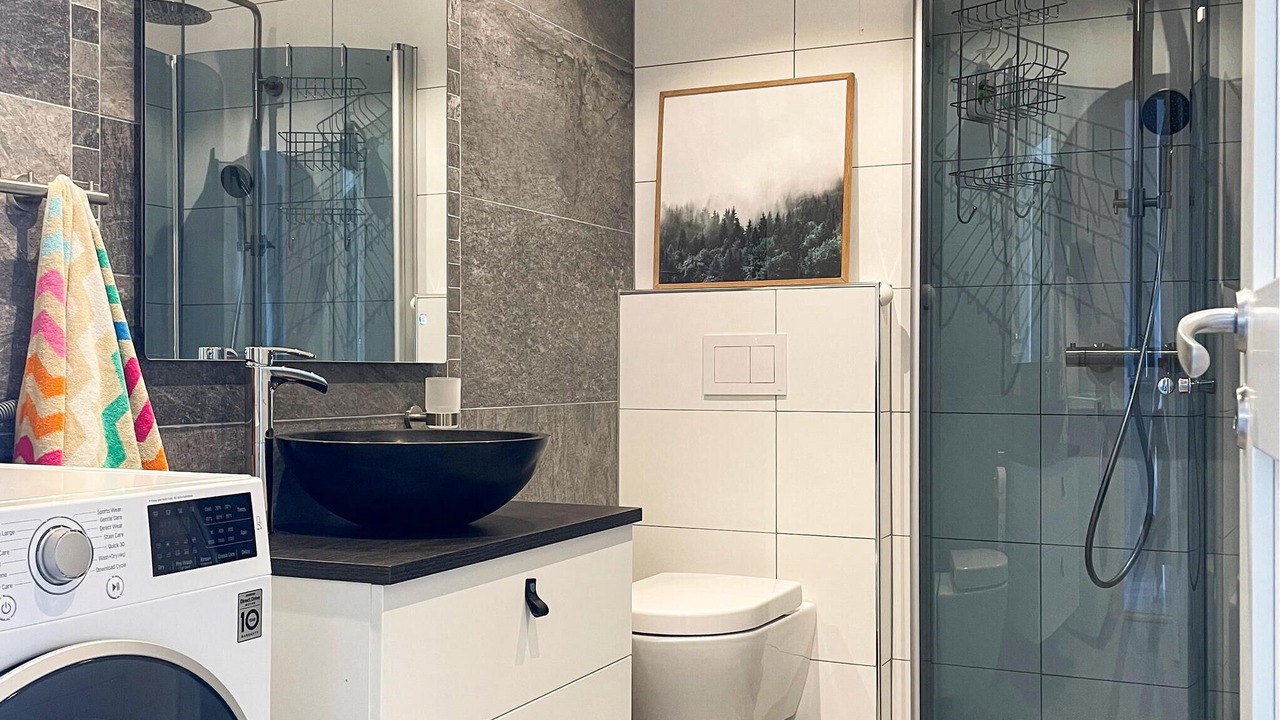 Photo of Bathroom in Kamben