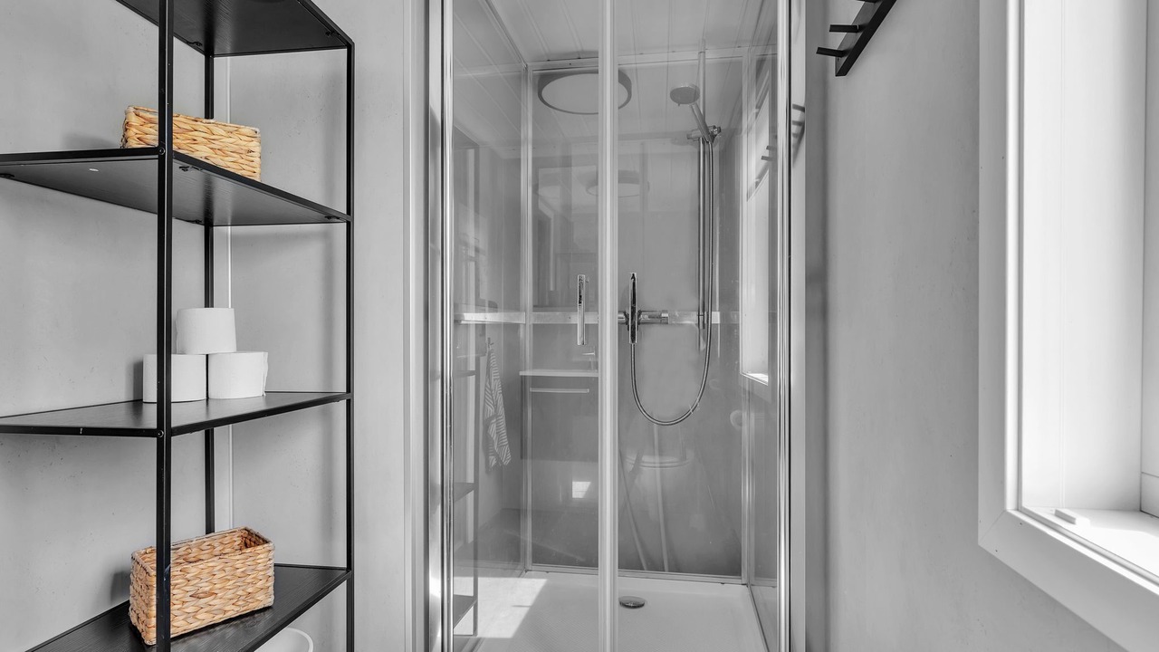 Photo of Bathroom in Aseral