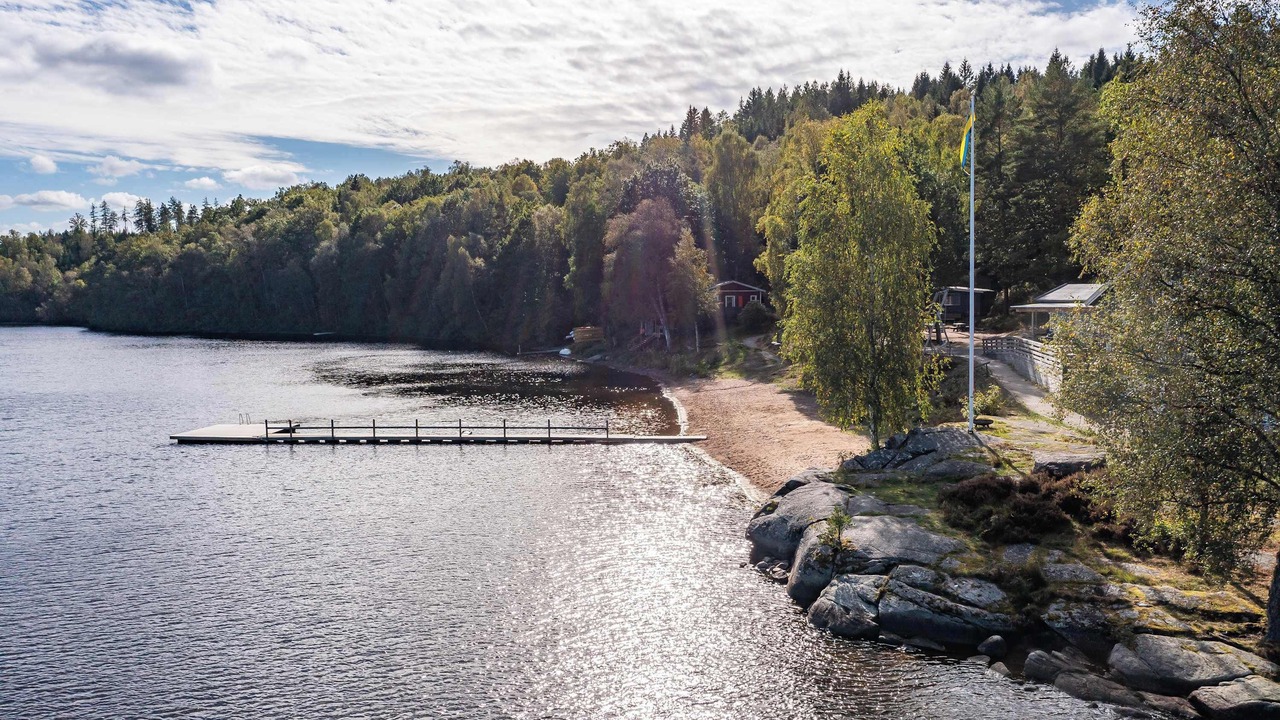 Photo of Others in Floda