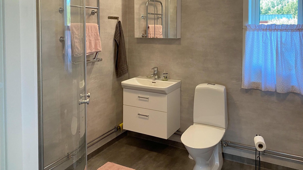 Photo of Bathroom in Odeshog Municipality