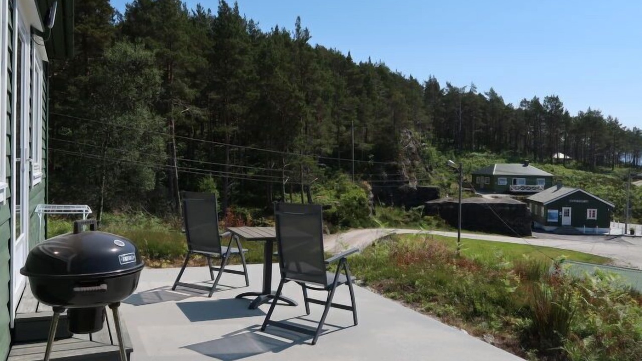 Photo of Others in Hyllestad
