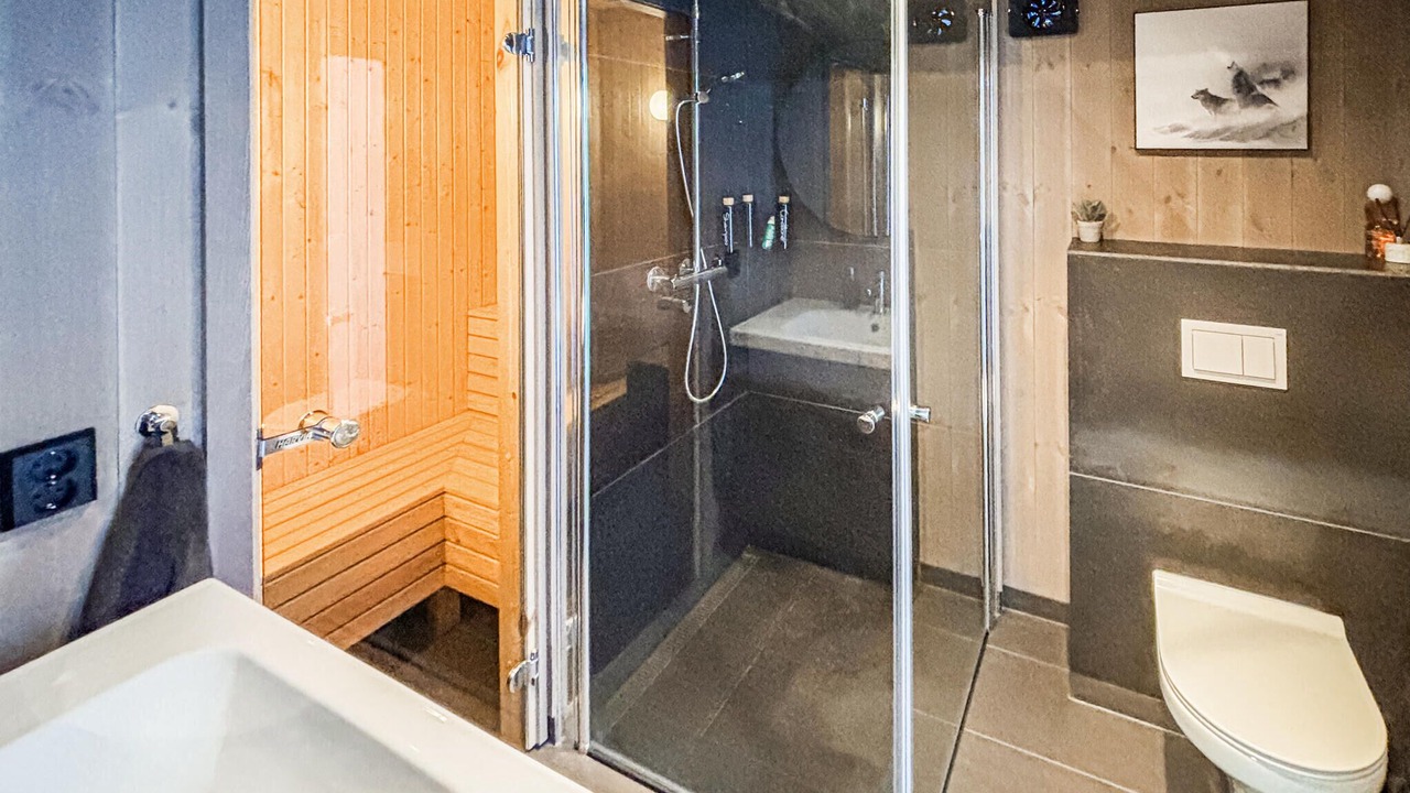Photo of Bathroom in B