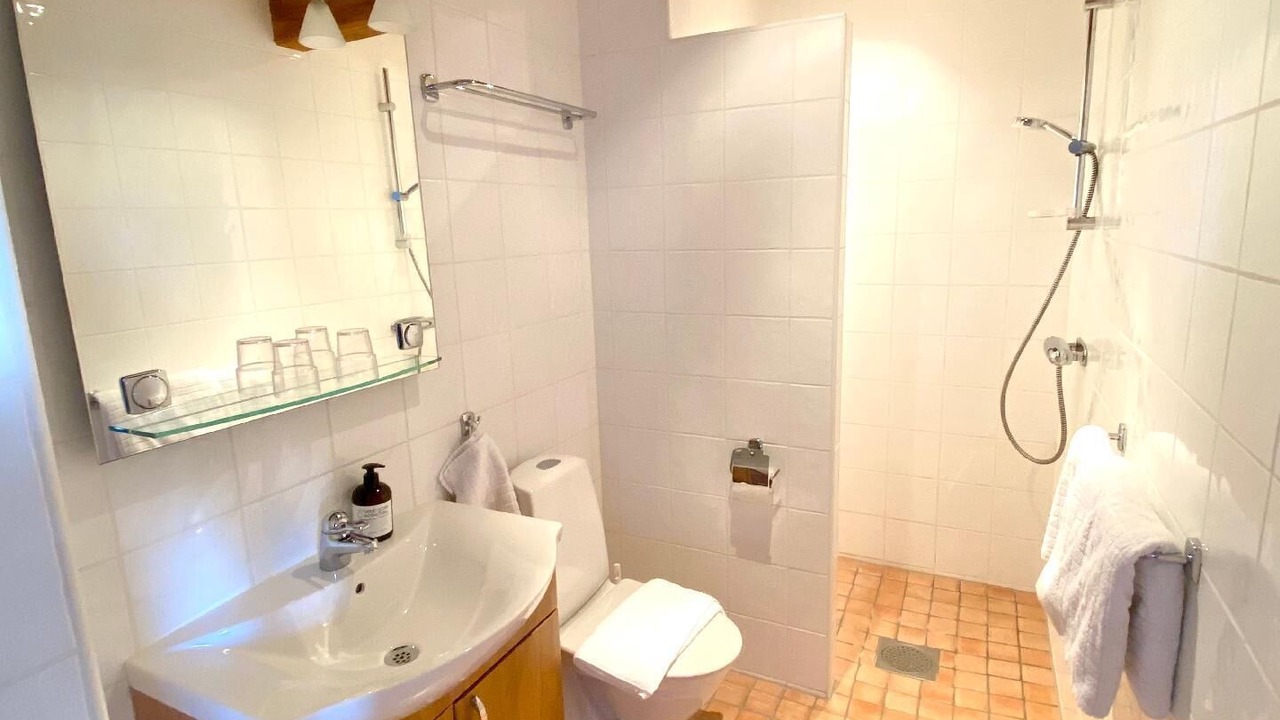 Photo of Bathroom in Bara