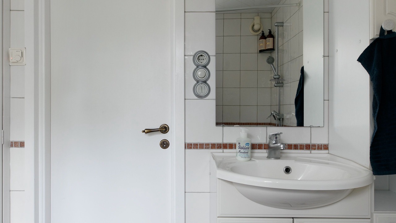 Photo of Bathroom in Ingaro