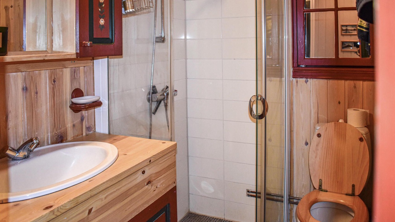Photo of Bathroom in yer