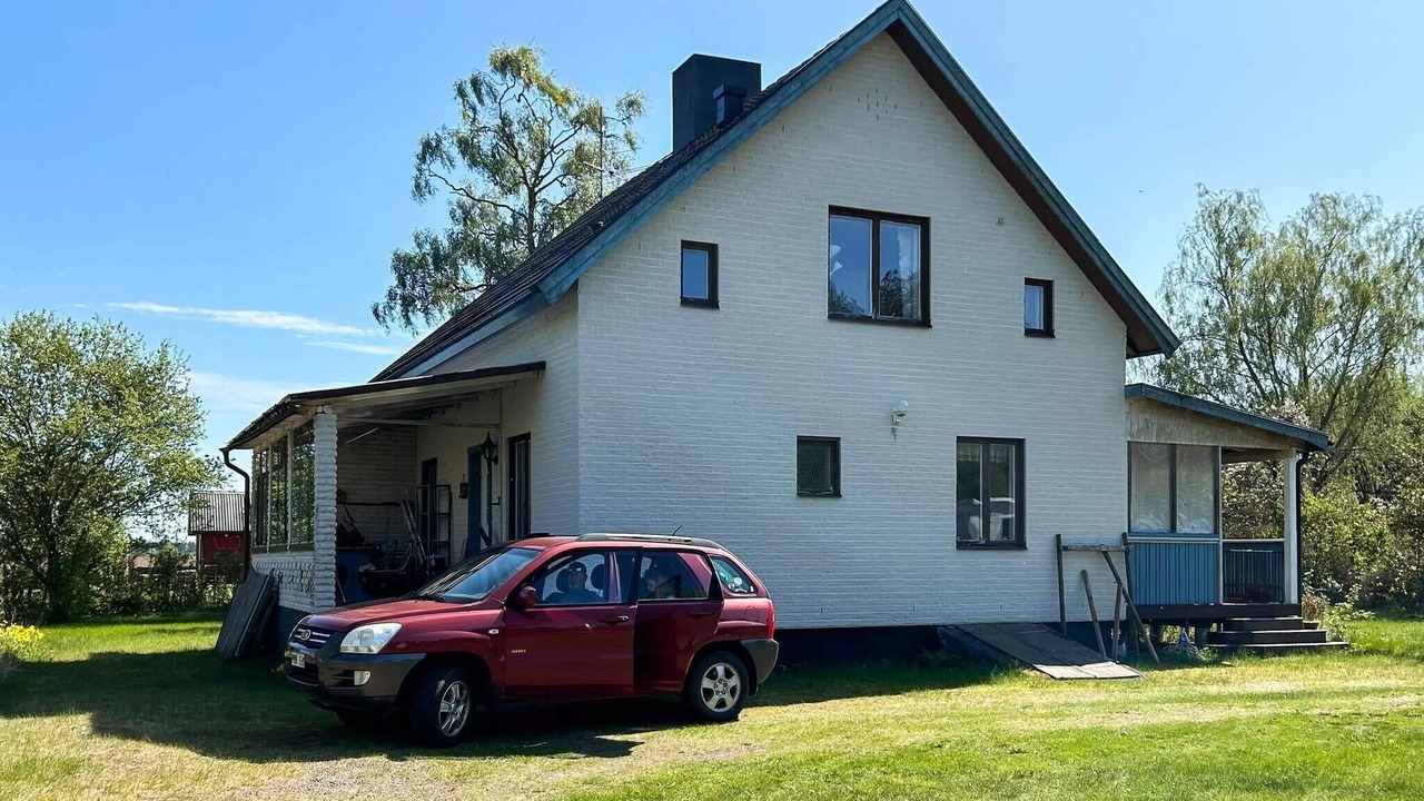 Photo of Outdoor in Hova