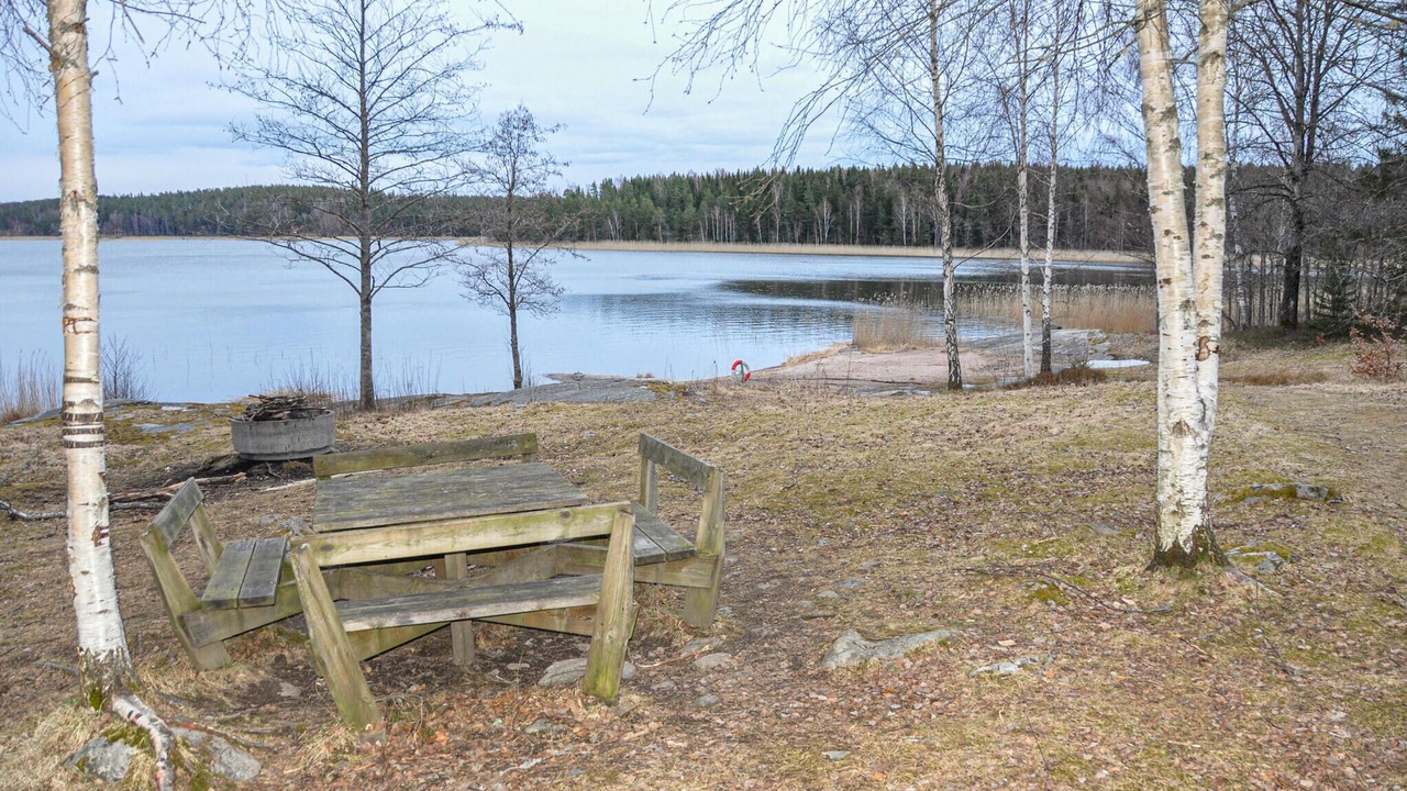 Photo of Others in Segmon