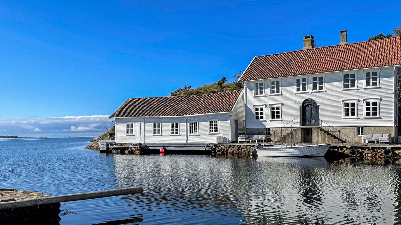 Photo of Others in Farsund
