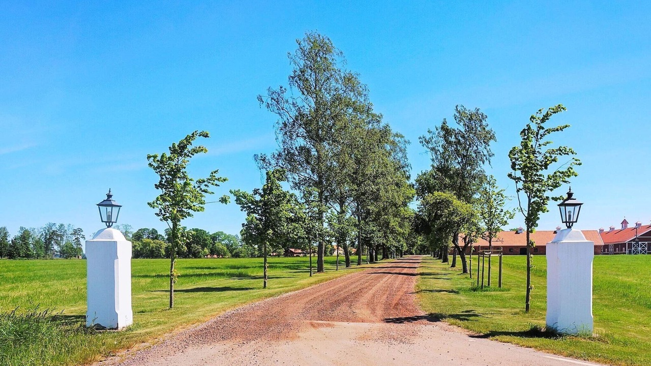 Photo of Outdoor in Hova