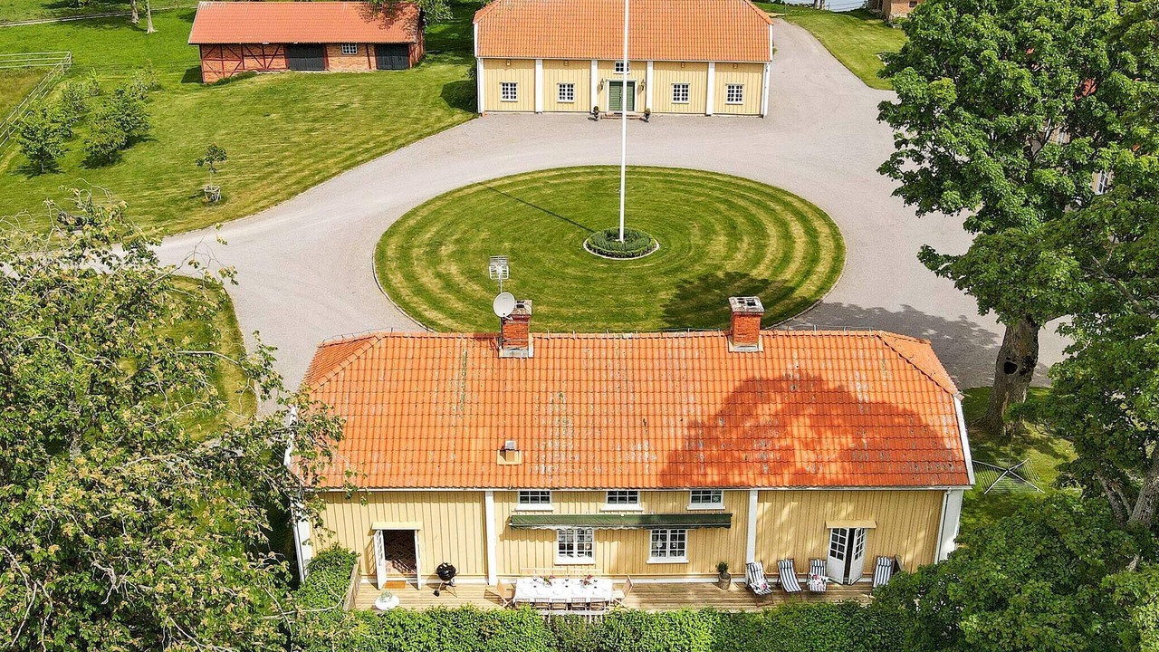 Photo of Outdoor in Hova