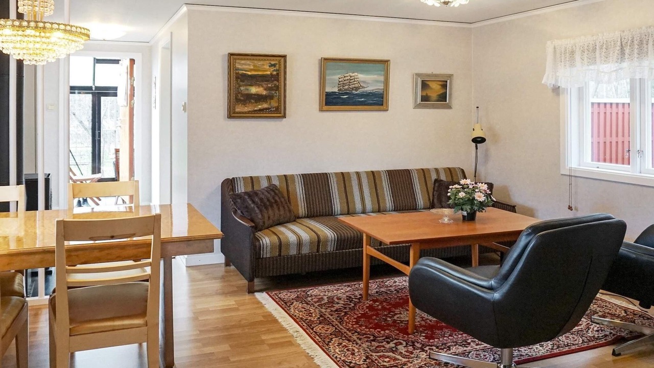 Photo of Others in Byxelkrok