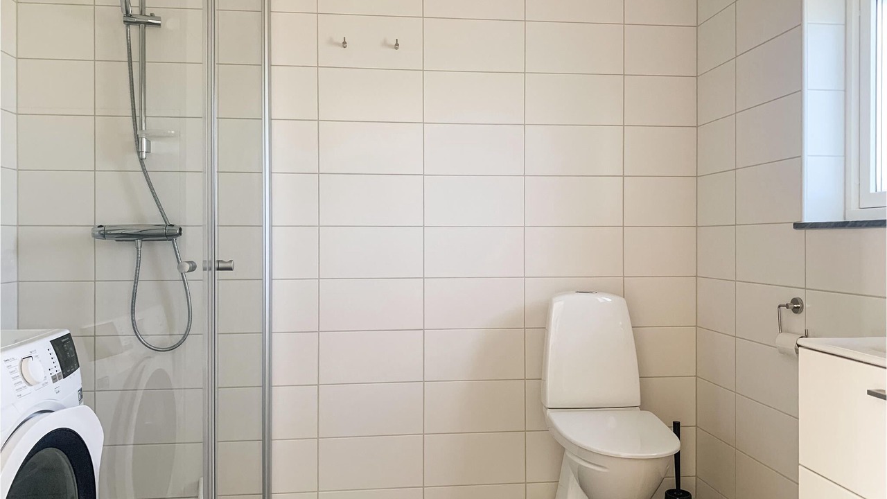 Photo of Bathroom in Listarum