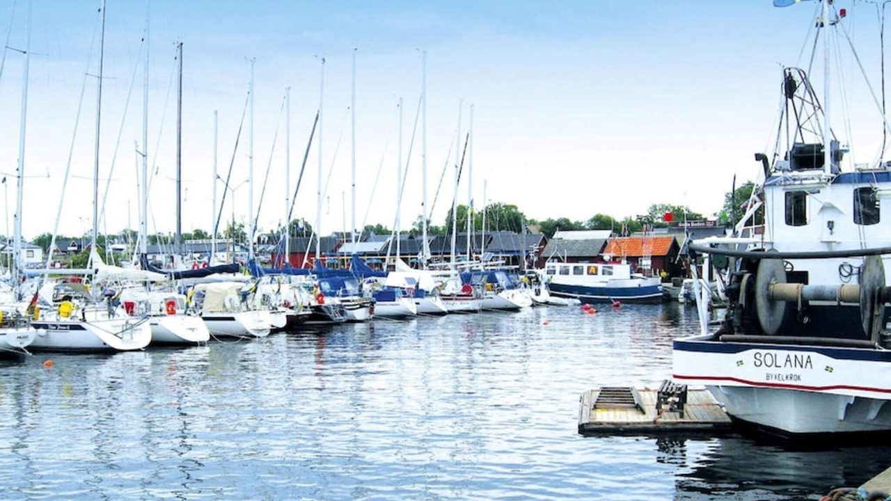 Photo of Others in Byxelkrok