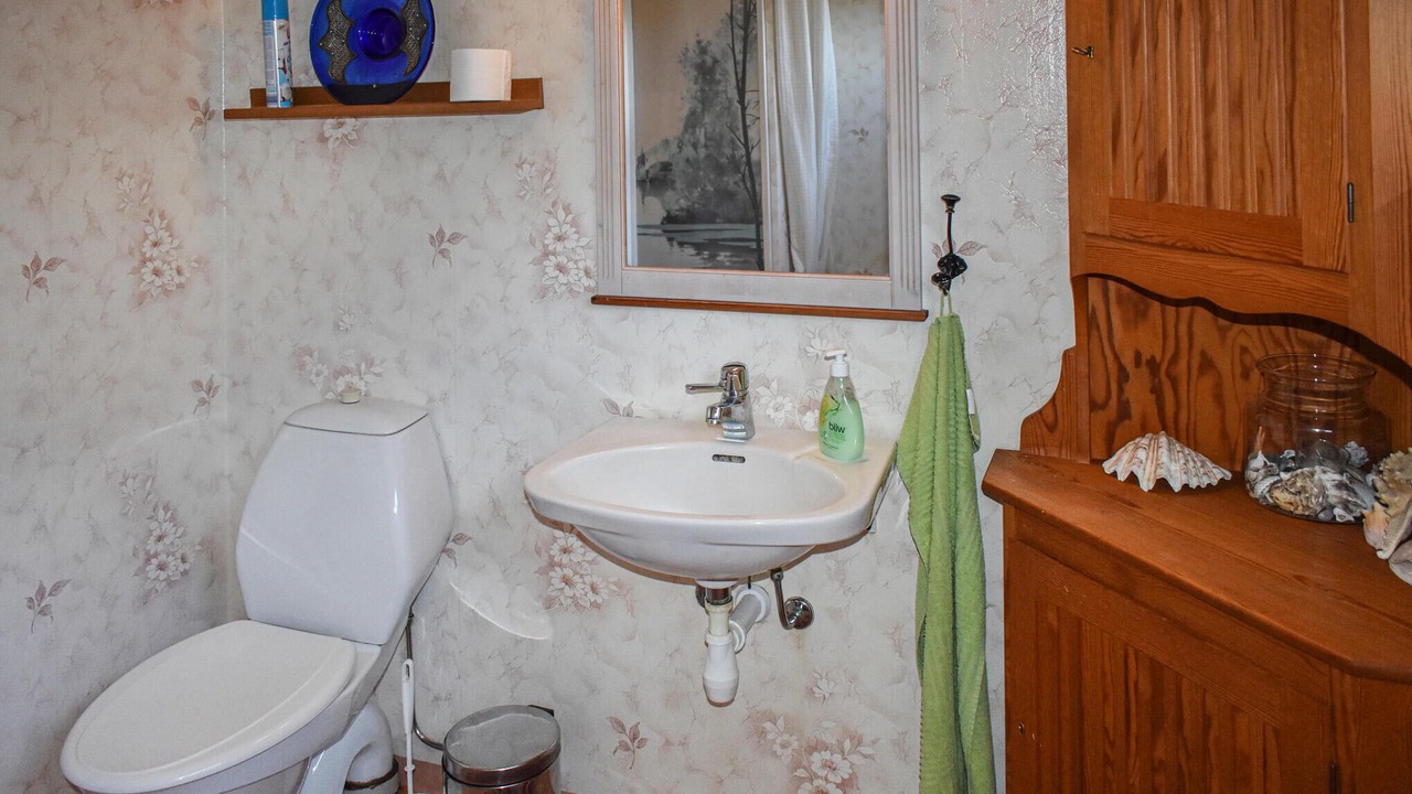 Photo of Bathroom in Odeshog Municipality