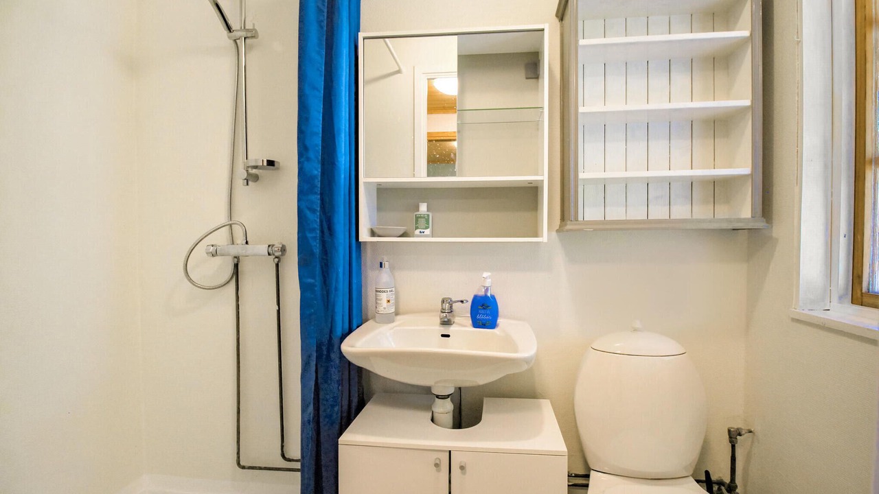 Photo of Bathroom in Roke