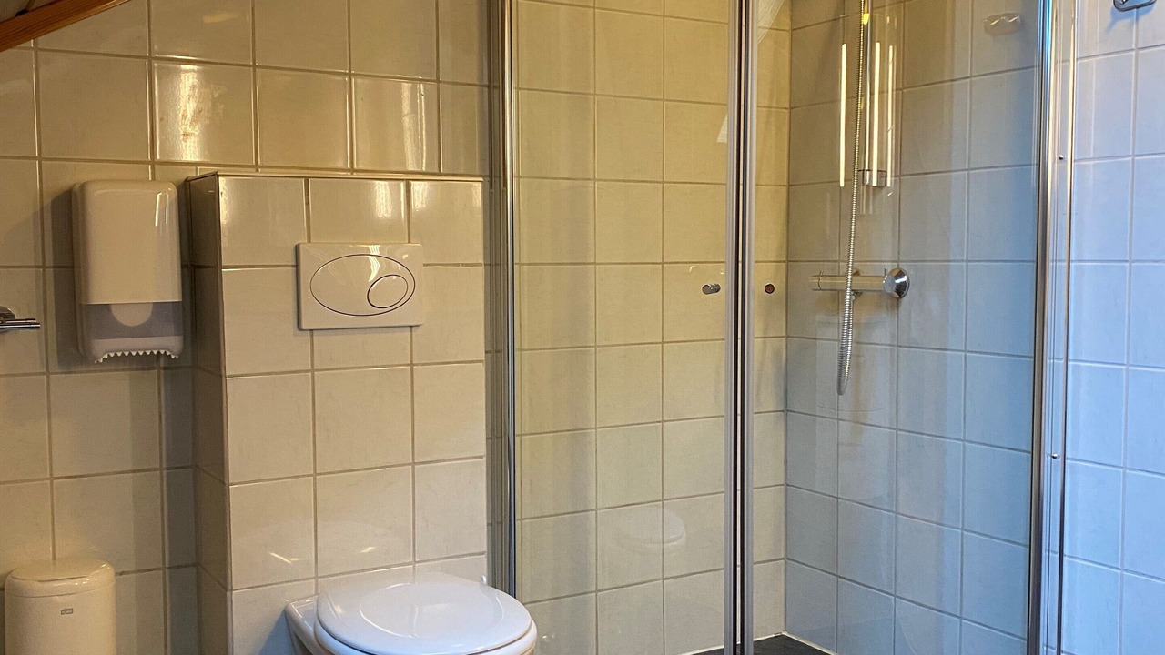 Photo of Bathroom in Mandal