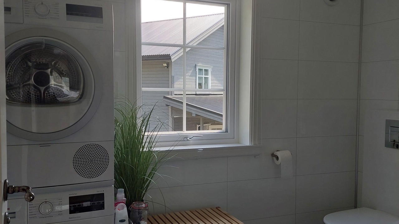 Photo of Bathroom in Luster