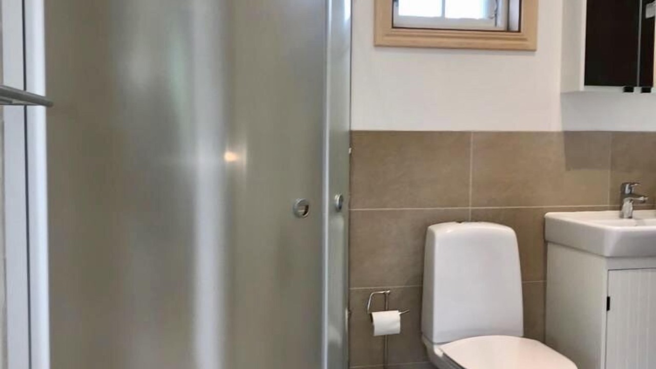 Photo of Bathroom in Tived