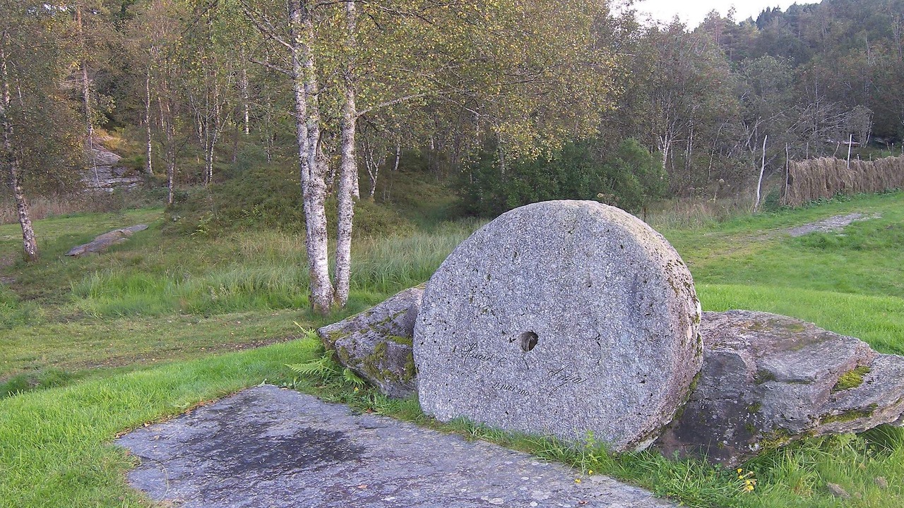 Photo of Others in Hyllestad