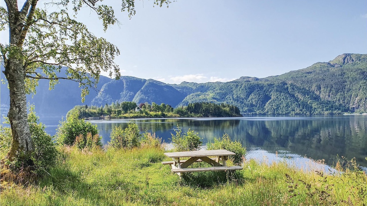 Photo of Others in Bruvik