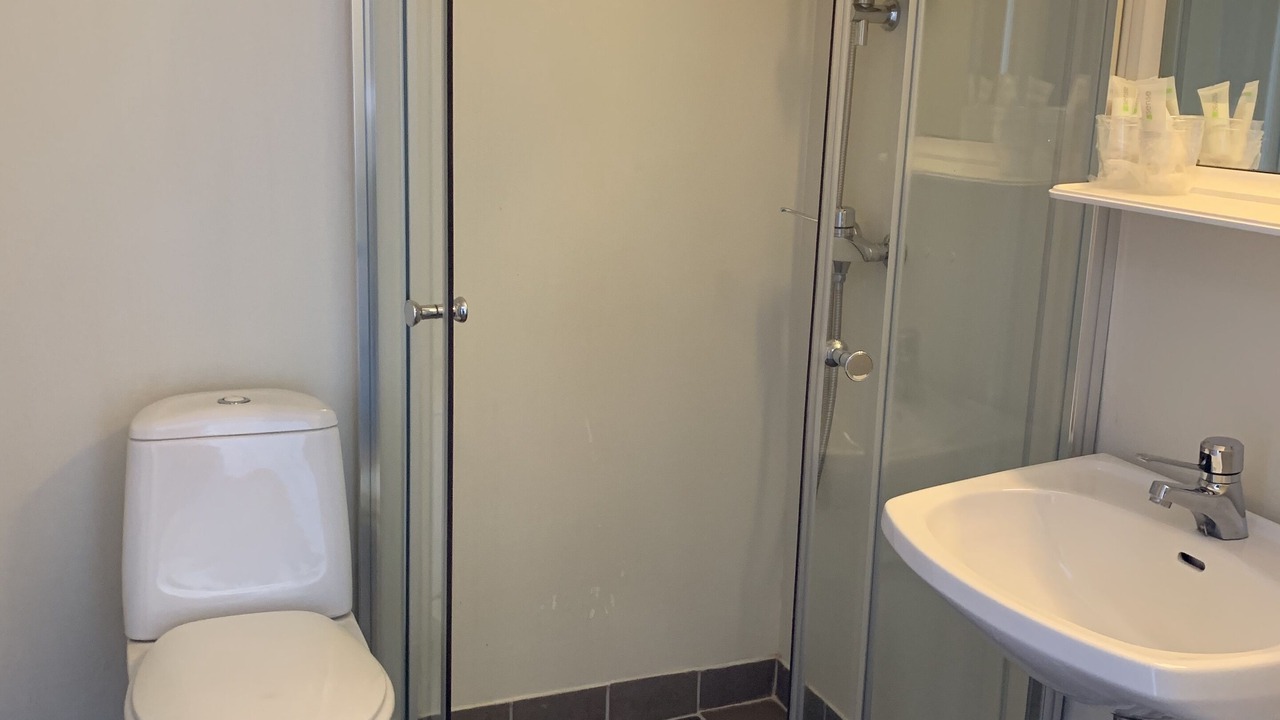 Photo of Bathroom in Rena