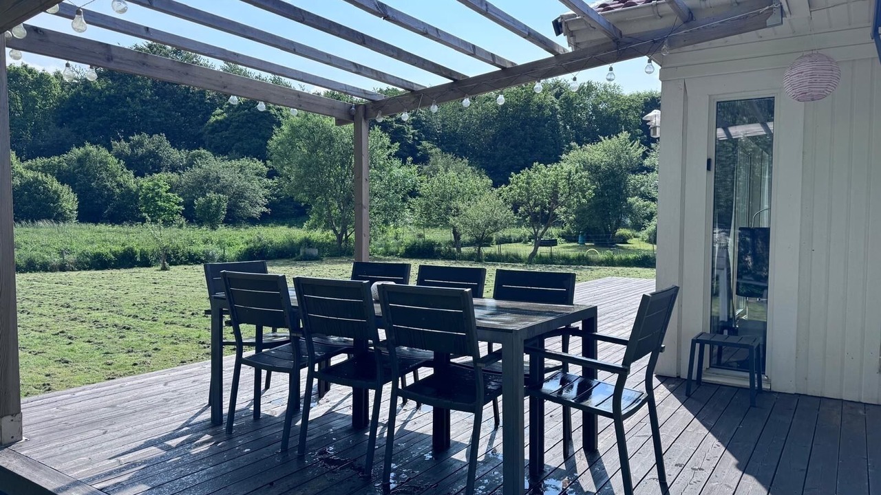 Photo of Outdoor in Listarum