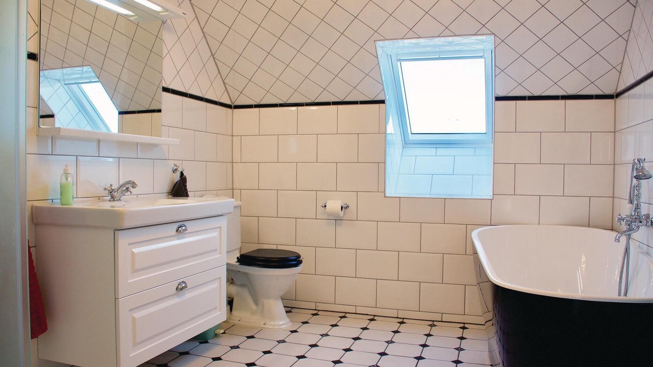 Photo of Bathroom in Hemse