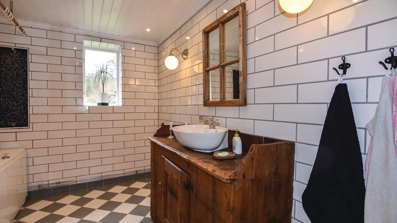 Photo of Bathroom in Algaras