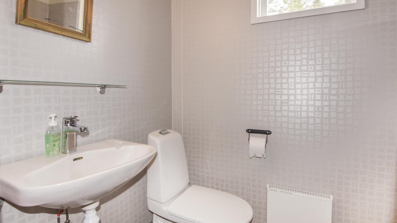 Photo of Bathroom in Arjang