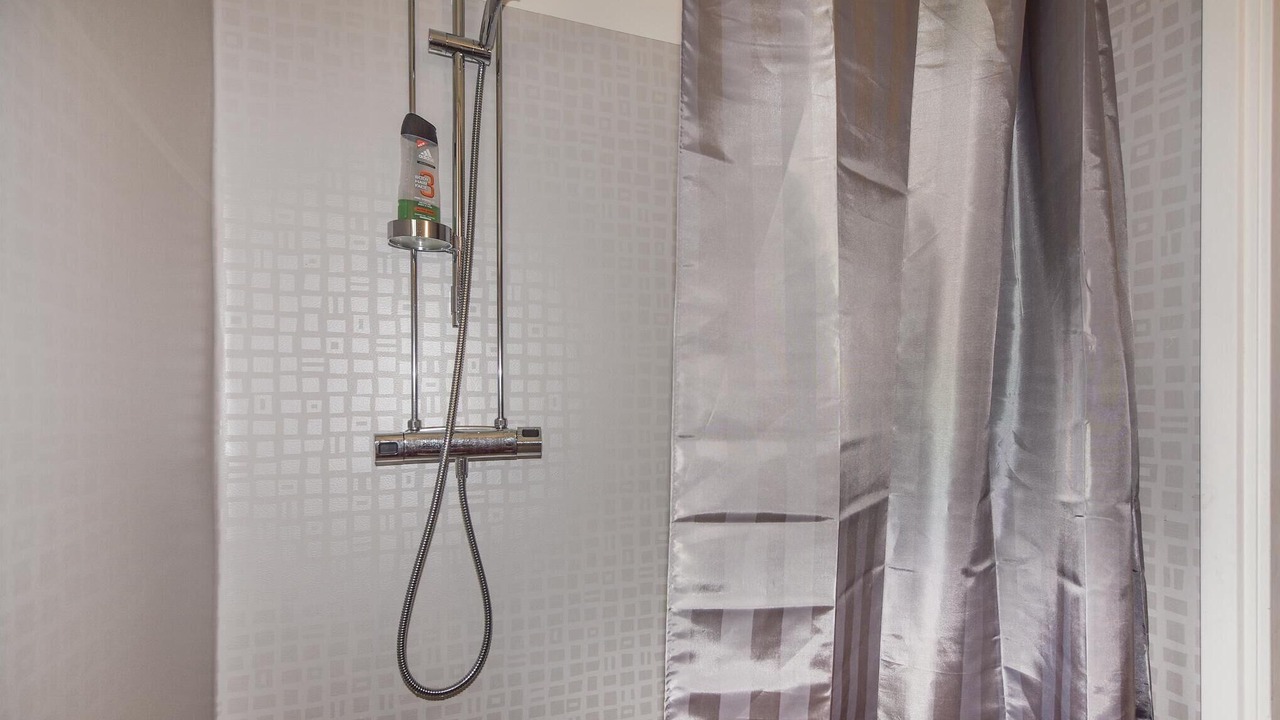 Photo of Bathroom in Arjang