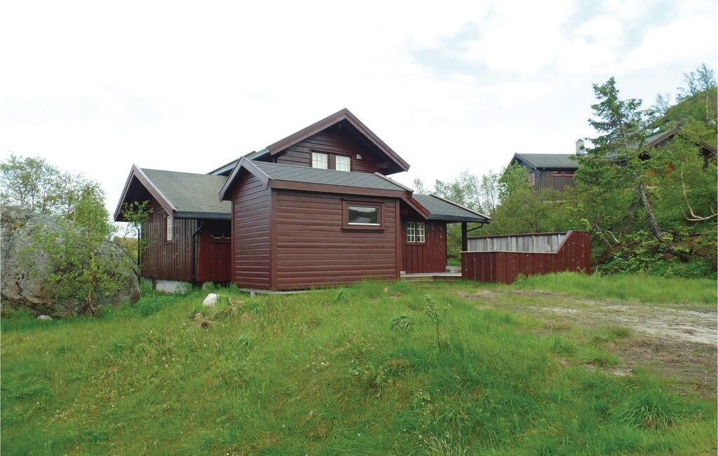 Photo of Buildings in Ljosland