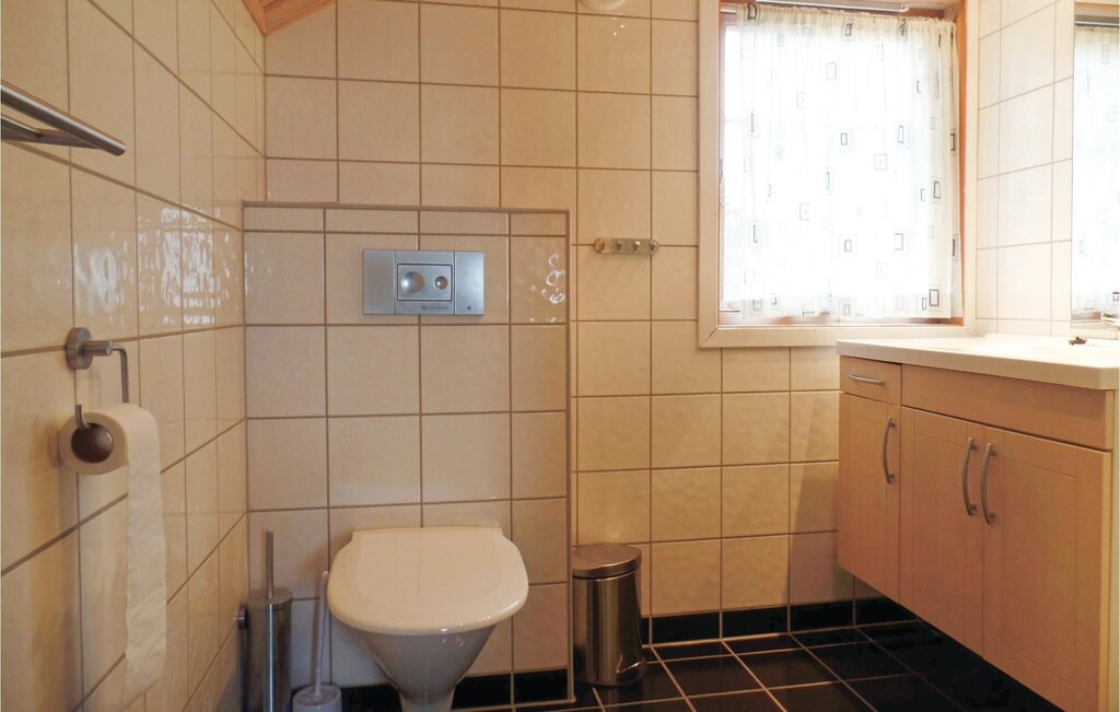 Photo of Bathroom in Ljosland