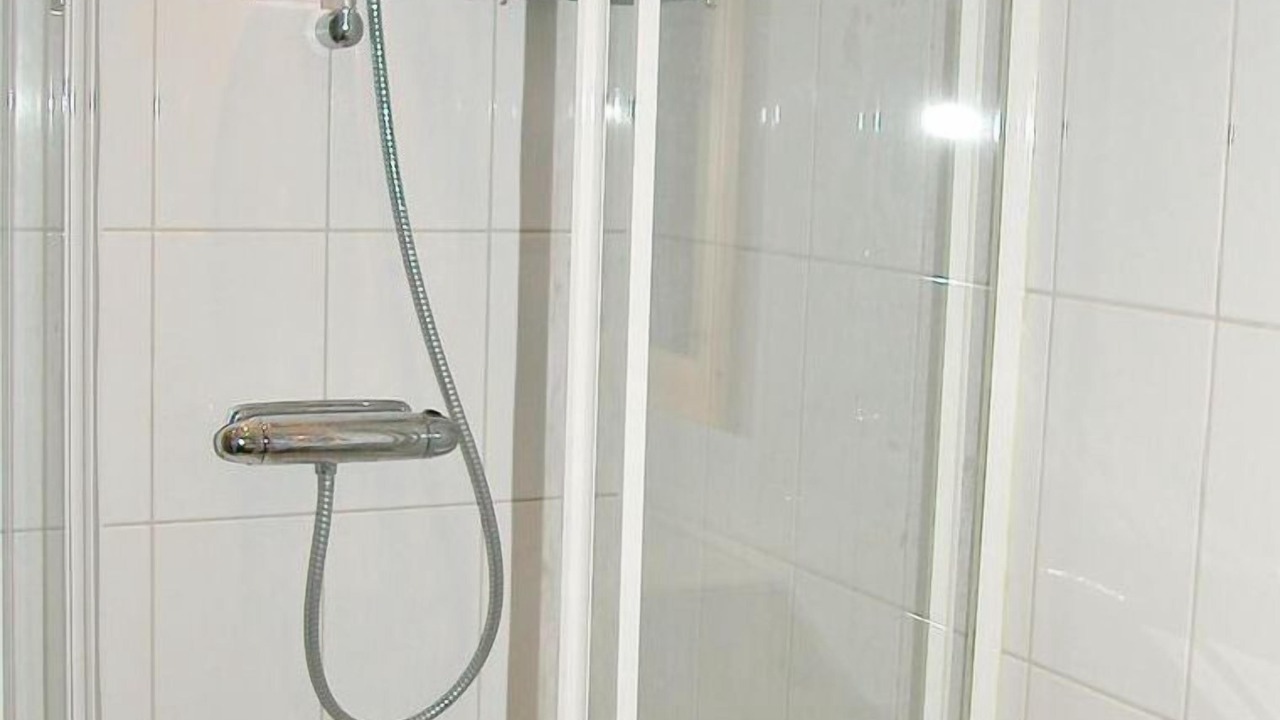 Photo of Bathroom in Salen