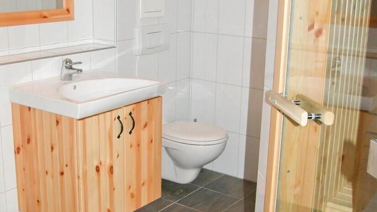 Photo of Bathroom in Salen