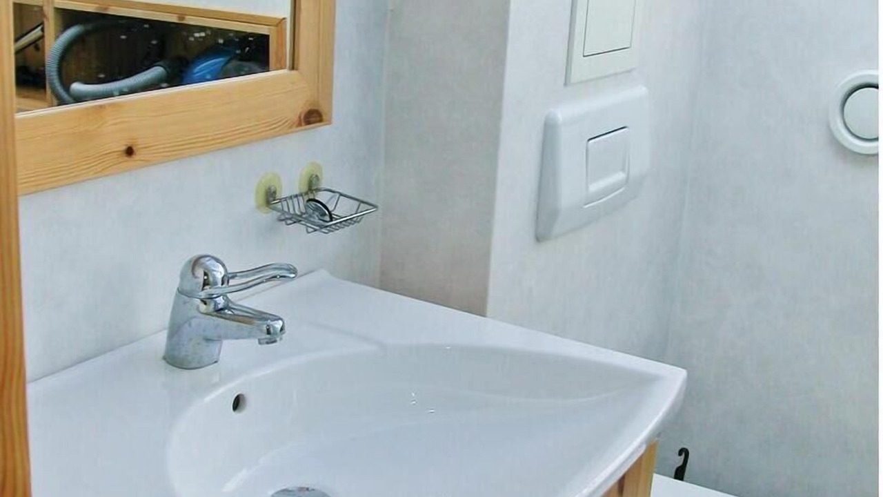 Photo of Bathroom in Salen