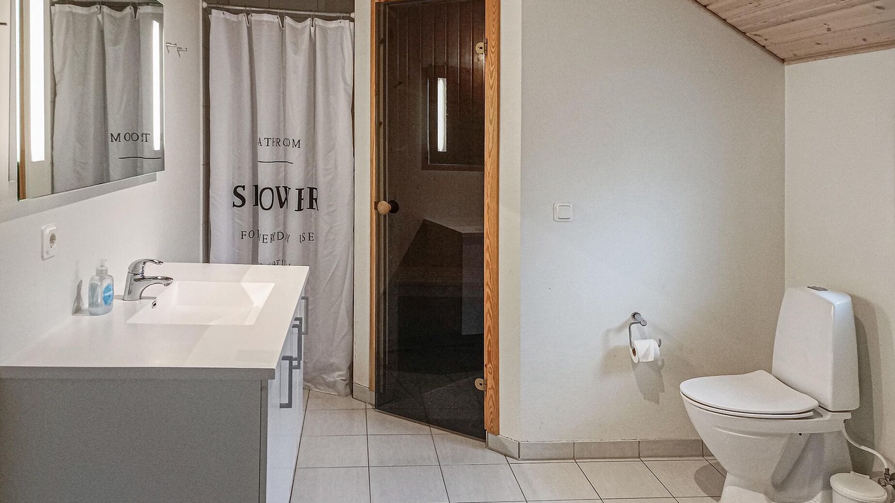 Photo of Bathroom in Kopingsvik