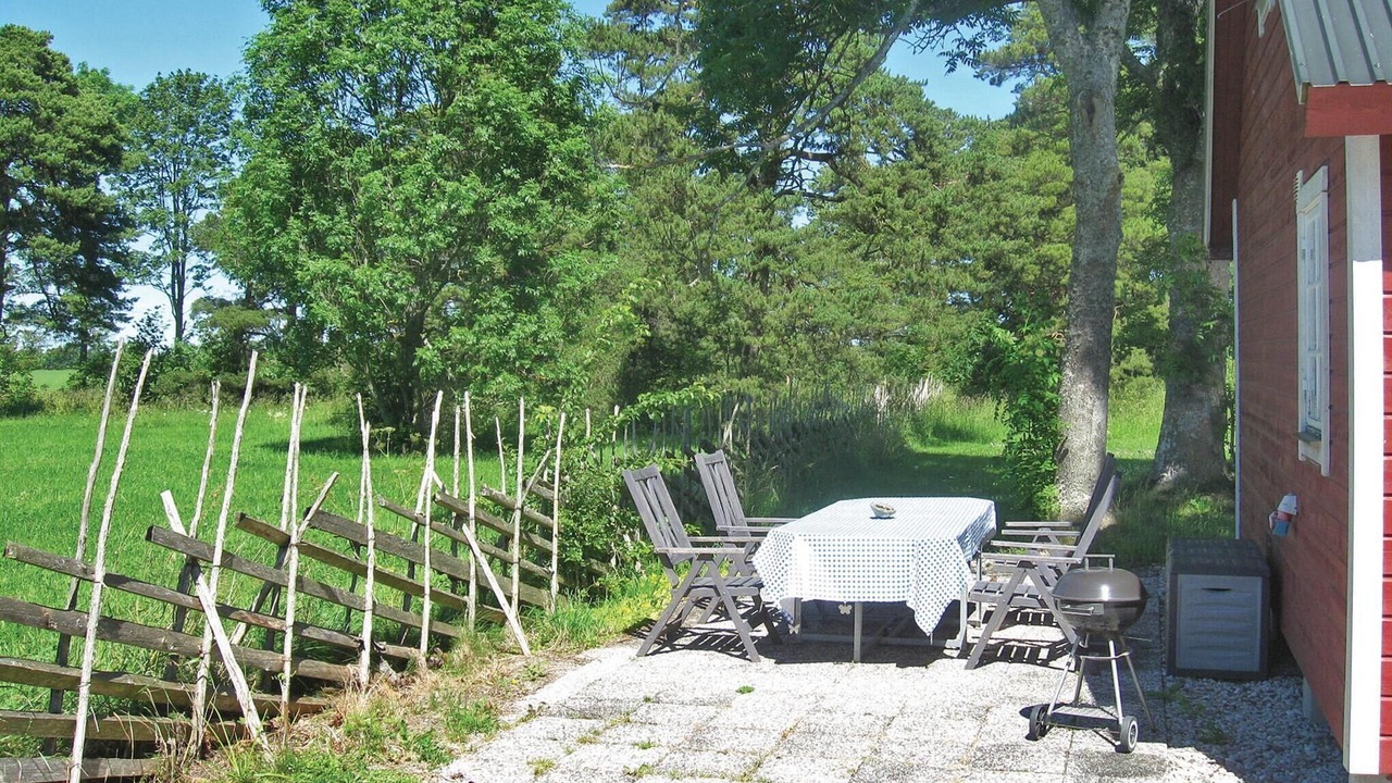 Photo of Others in Masterby