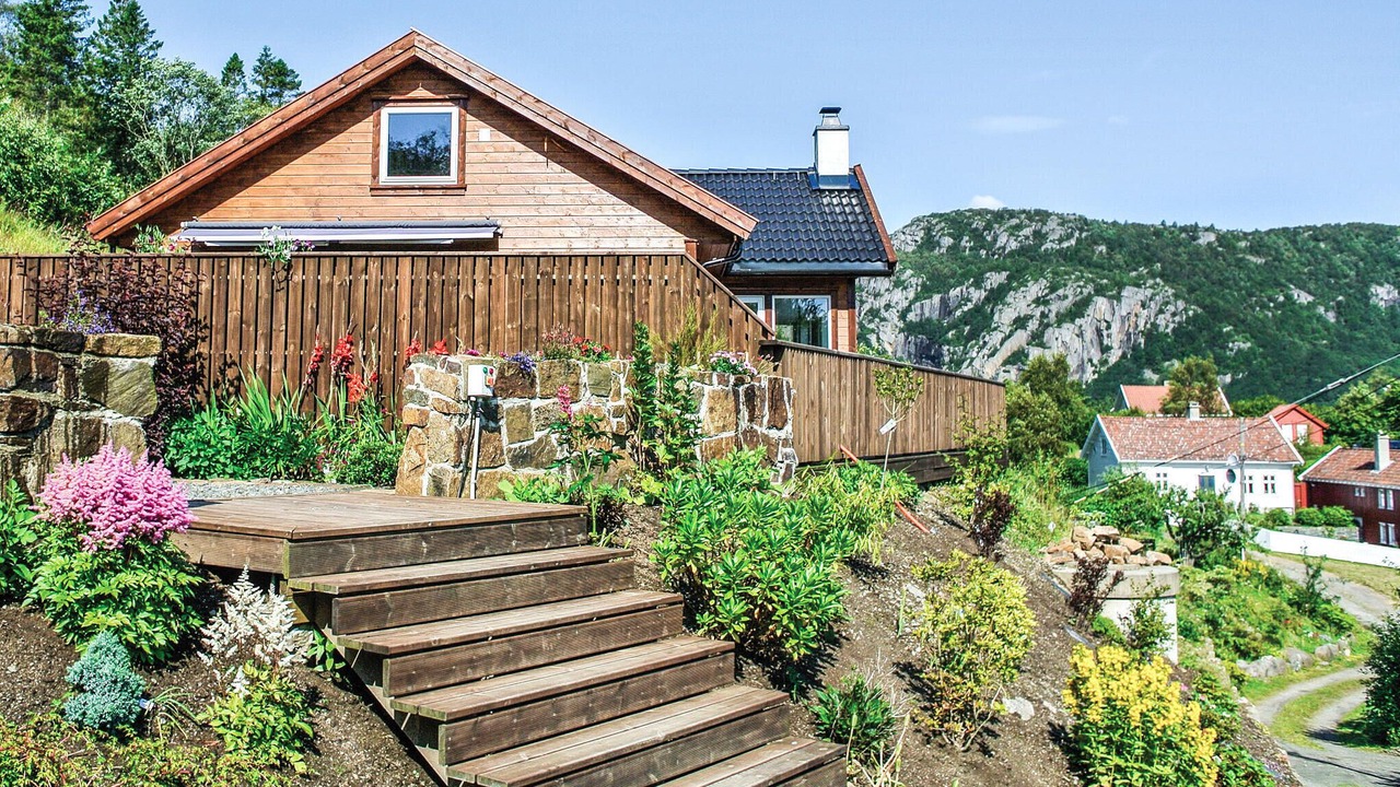 Photo of Others in Farsund
