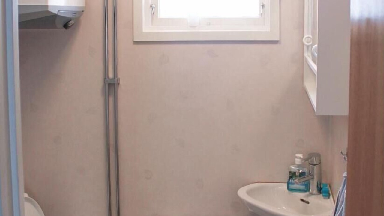 Photo of Bathroom in Tived