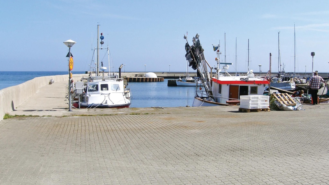 Photo of Others in Abbekas